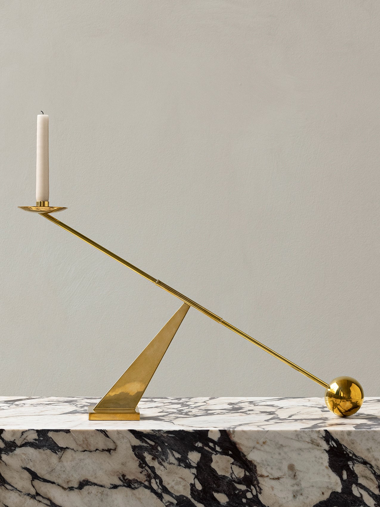 Interconnect Candle Holder
