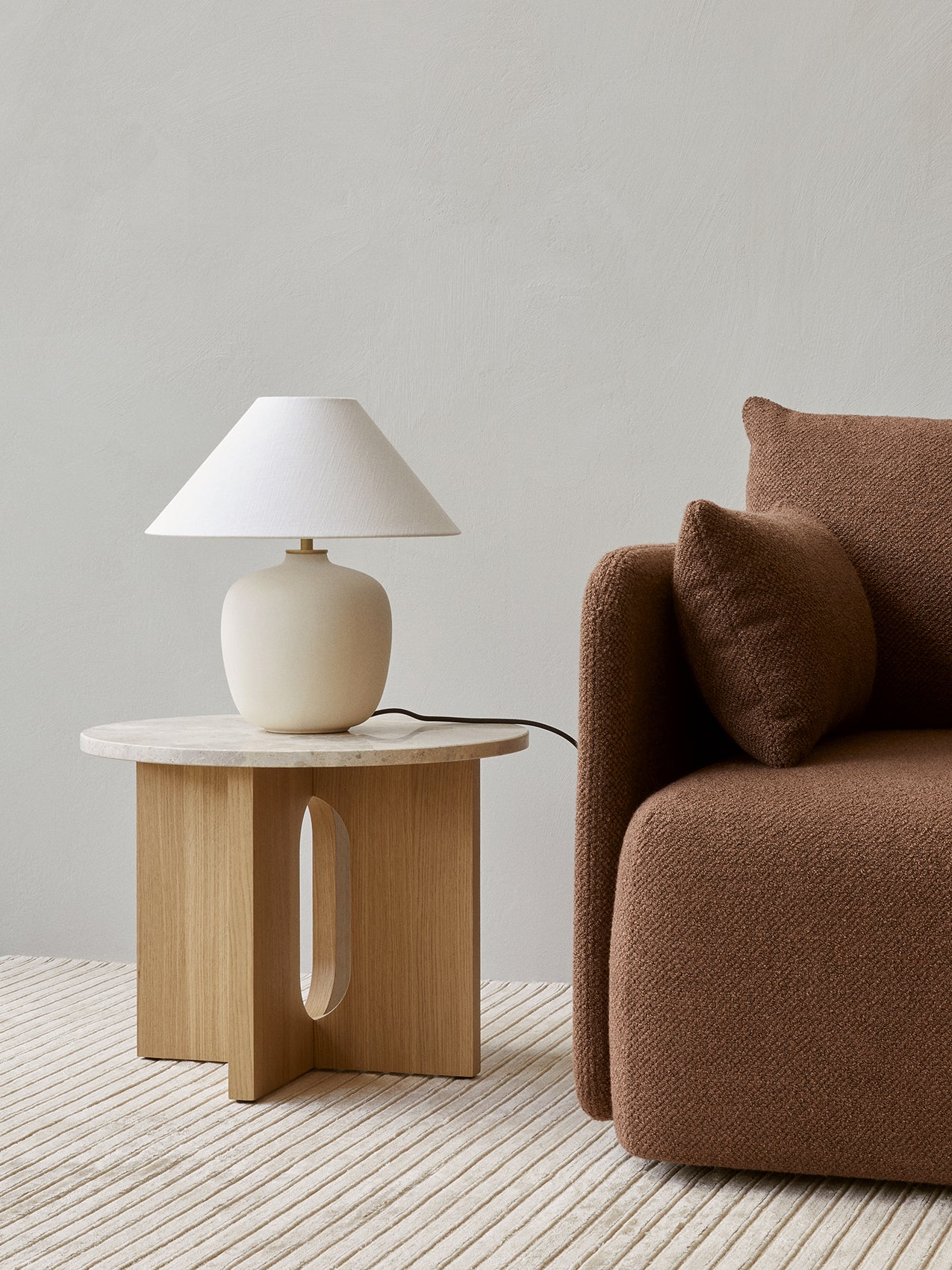 Androgyne Side Table, Ø50