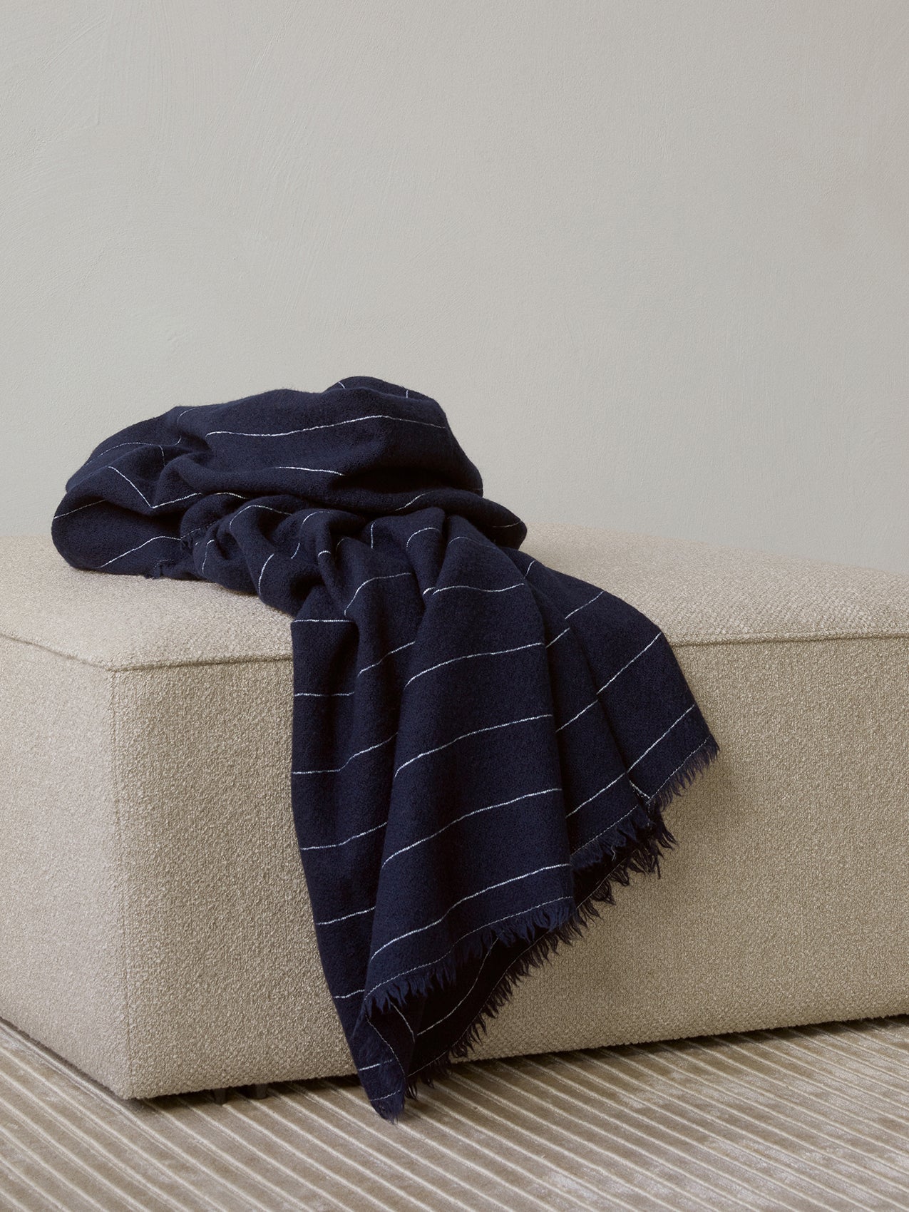 Battus Throw