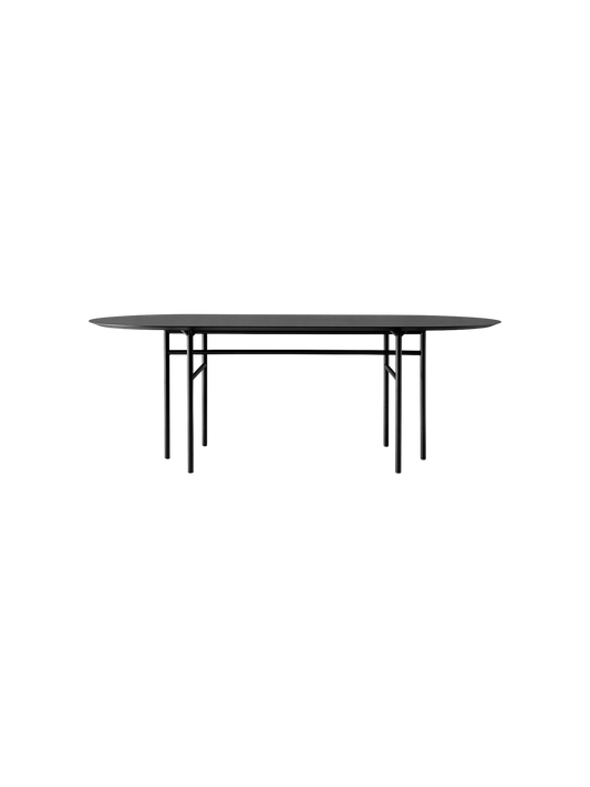 Snaregade Oval Table