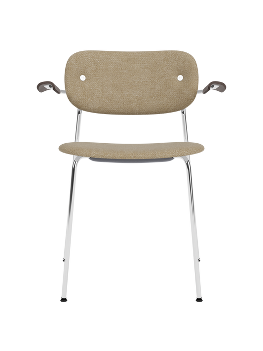 Co Dining Chair in beige Audo Bouclé 02 upholstery with dark stained oak armrests and a sleek chrome frame.