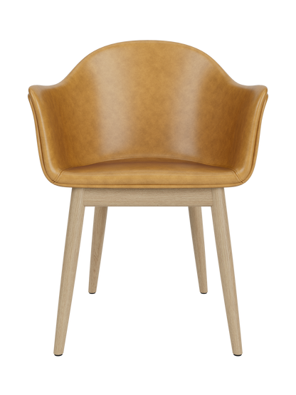 Harbour Dining Chair featuring a natural oak wooden base and tan Dakar 0250 leather upholstery.