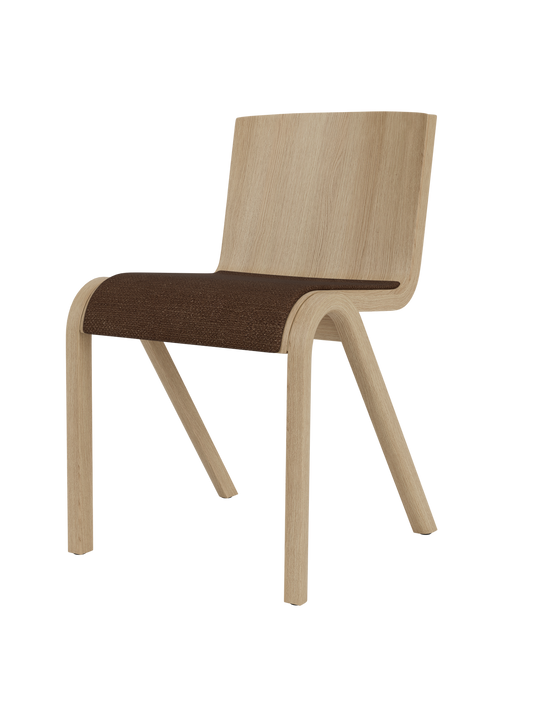 Ready Dining Chair in natural oak featuring an Audo Bouclé 07 upholstered seat and cantilevered wooden frame.
