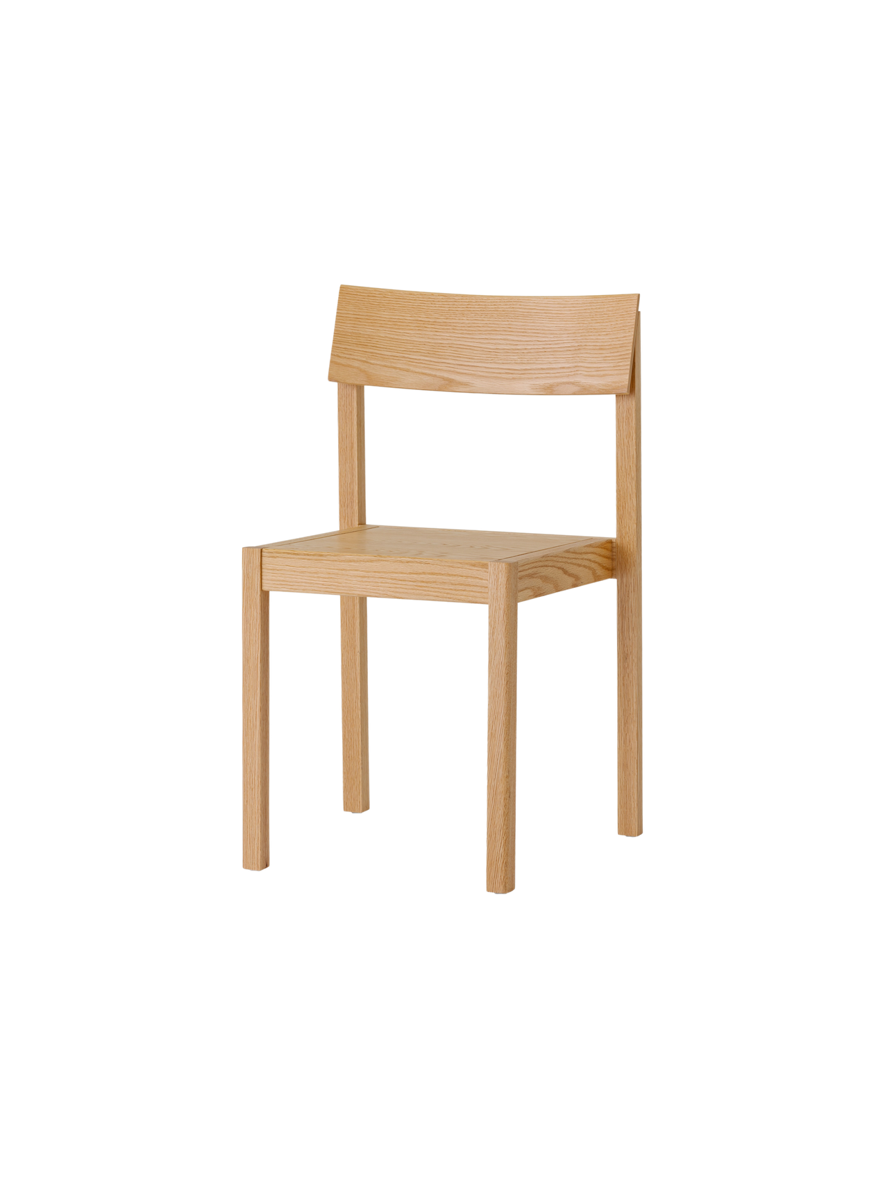 Natural oak Mauro Dining Chair with a minimalist veneer seat and curved backrest, shown from a three-quarter angle.