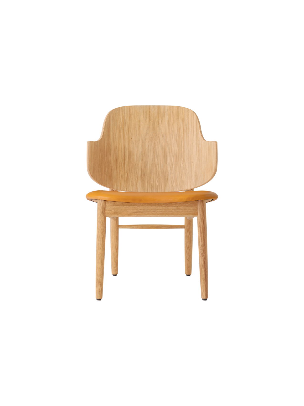The Penguin Wooden Lounge Chair in natural oak with an orange Aida 0250 upholstered seat, shown from the front.