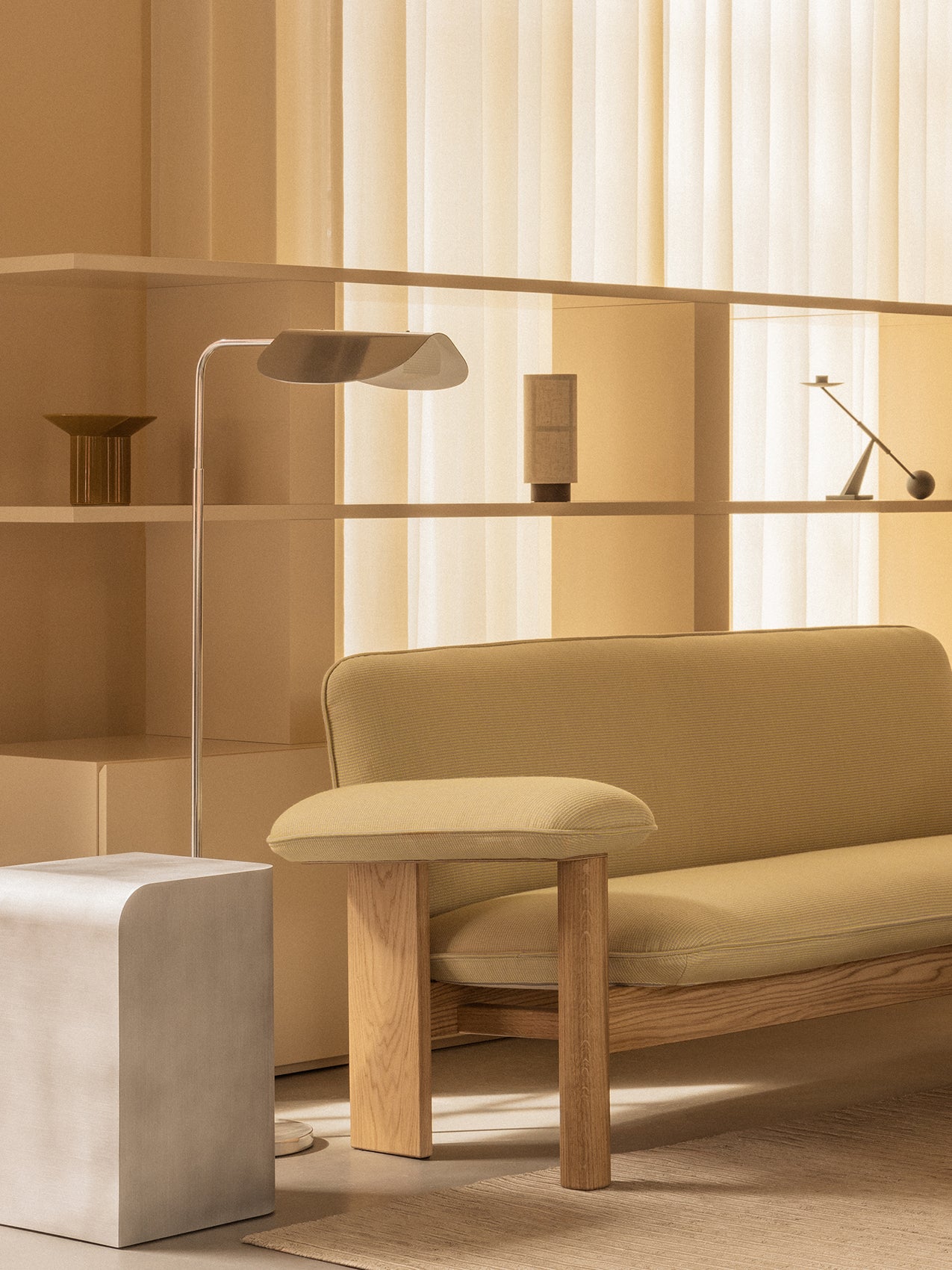 Wing Floor Lamp