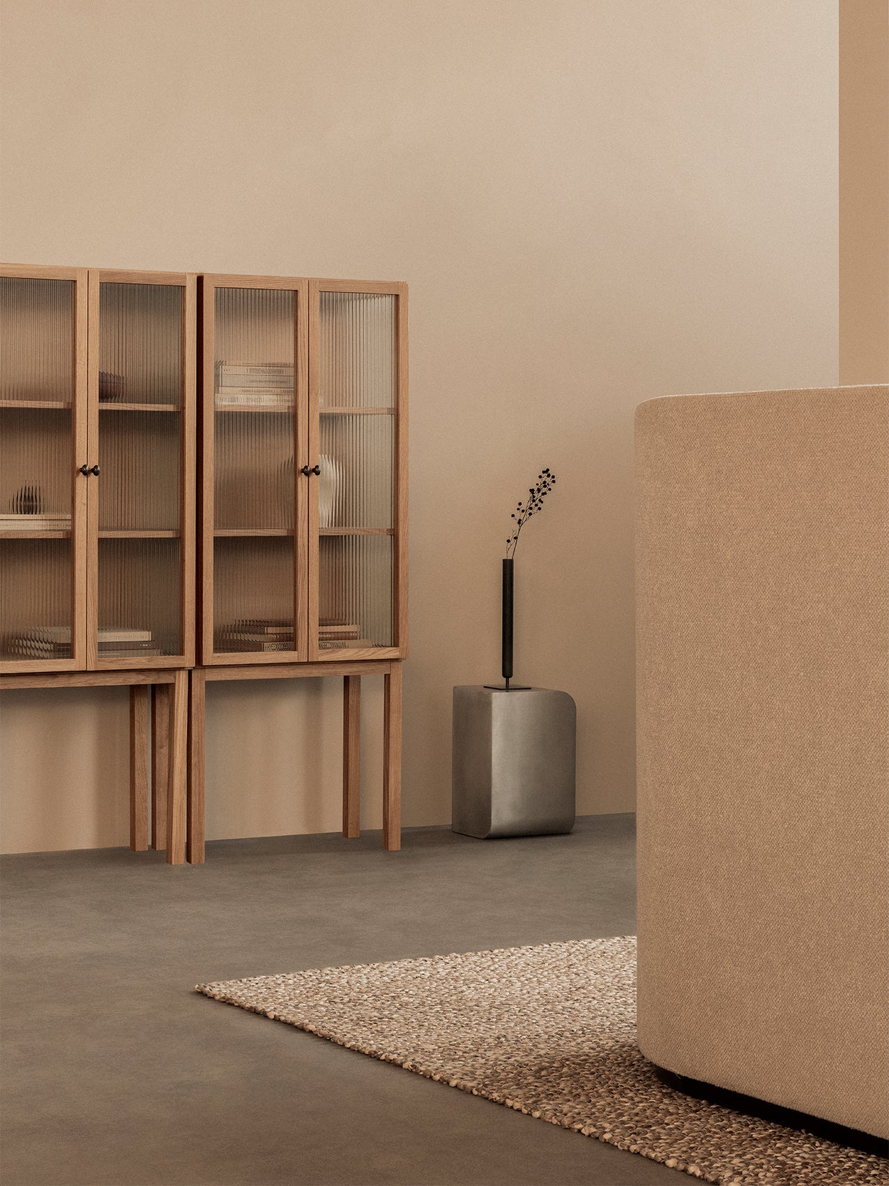 Volume 2025 side table