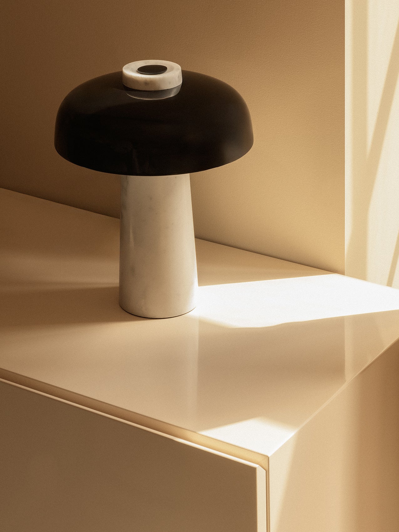 Reverse Table Lamp | Raw and elegant lamp by Aleksandar Lazic