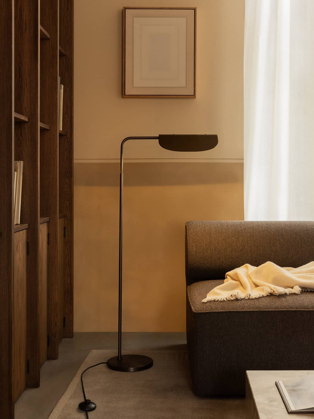 Wing Floor Lamp