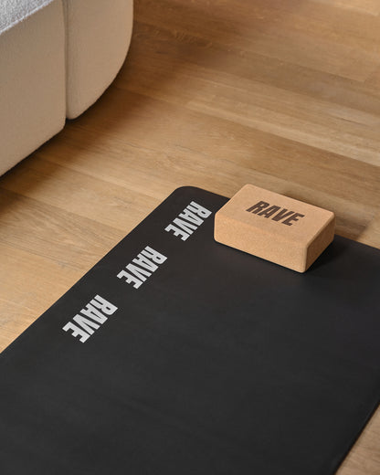 Event ticket: Autumnal Retreat with Rave Yoga & Holistic Hana