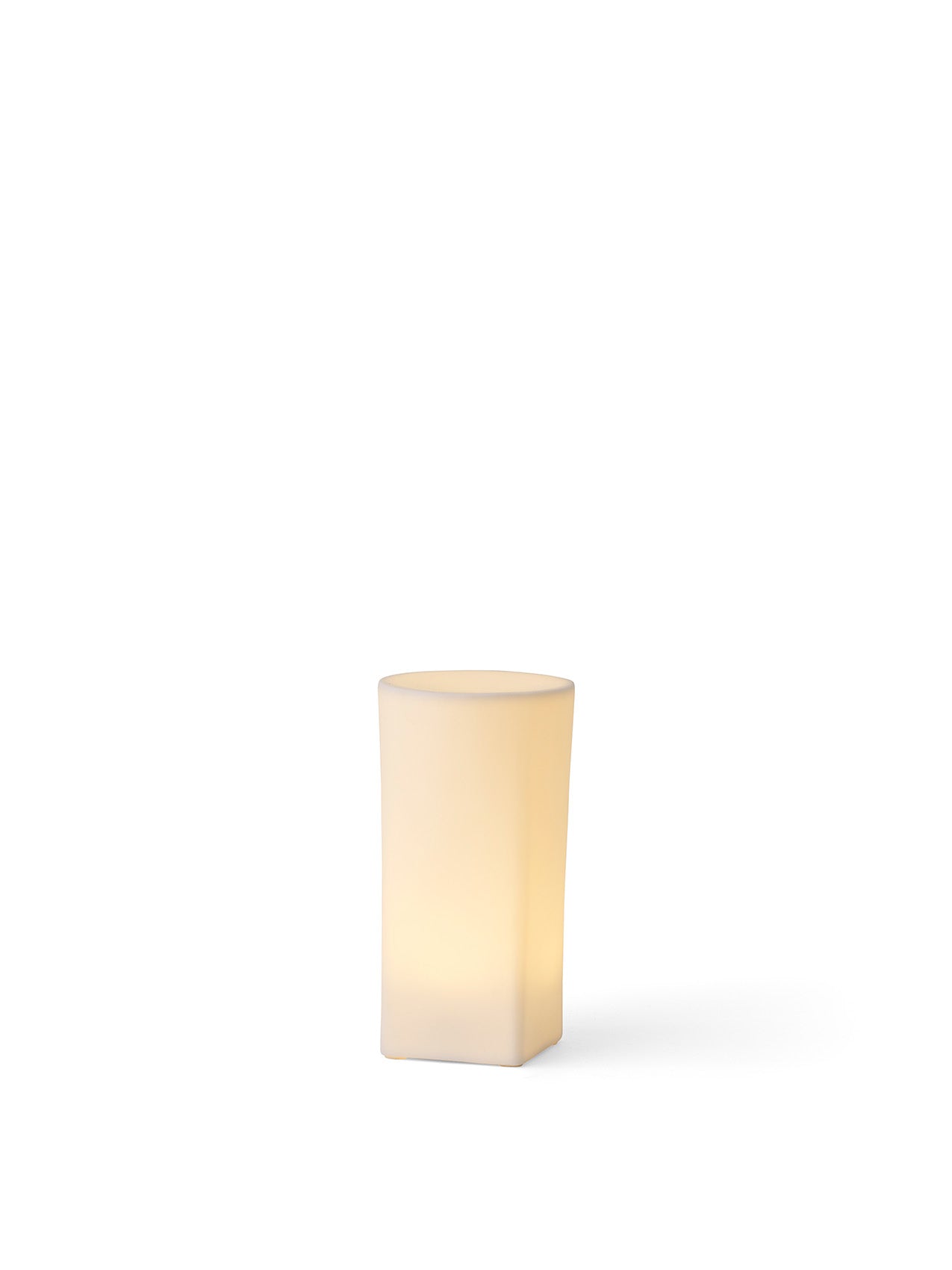 ignus flameless candle led-leuchte weiß | audo |... Ignus Flameless LED Candle | Explore the Candlelight Collection now