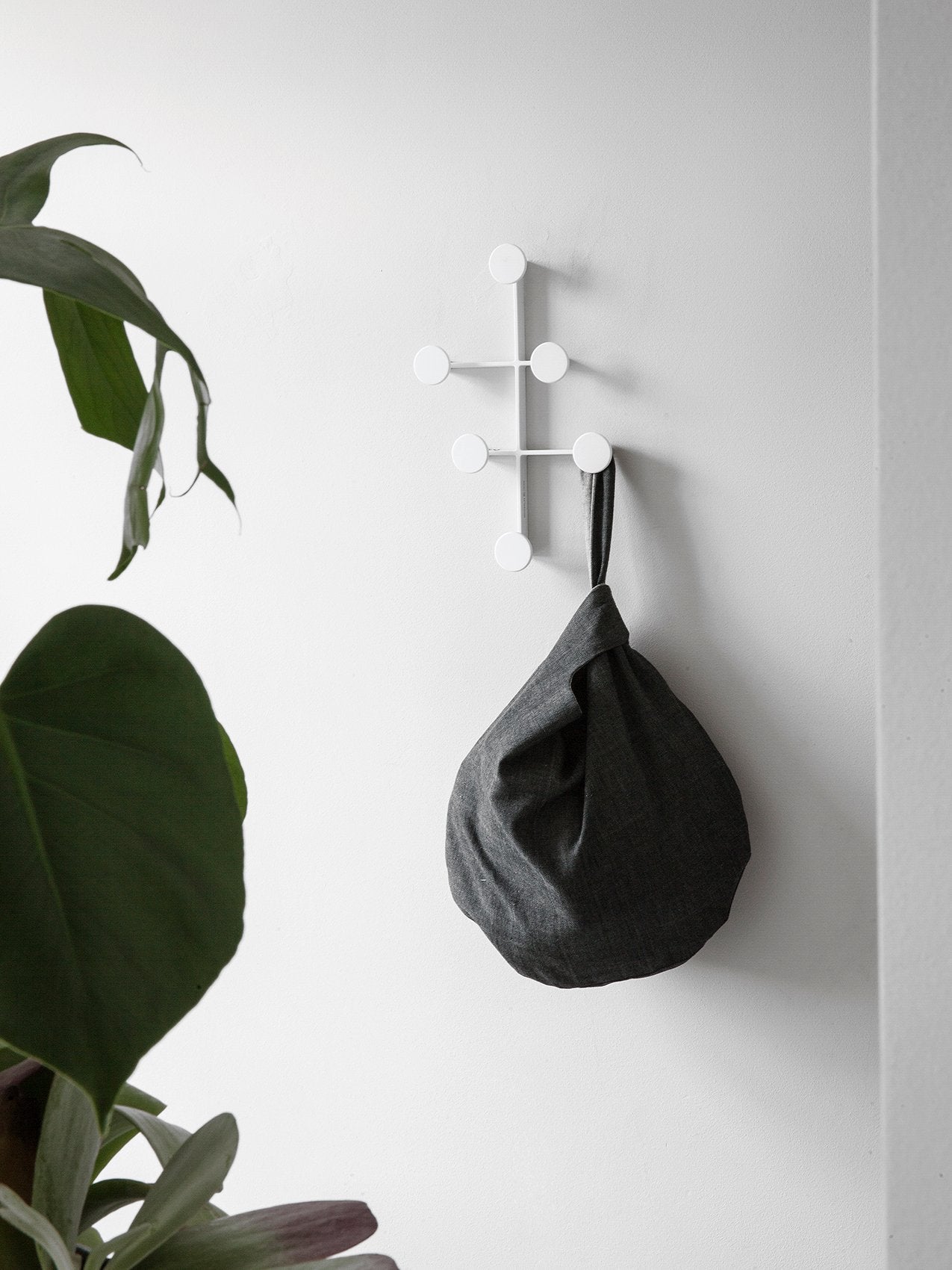 Afteroom Coat Hanger, Medium