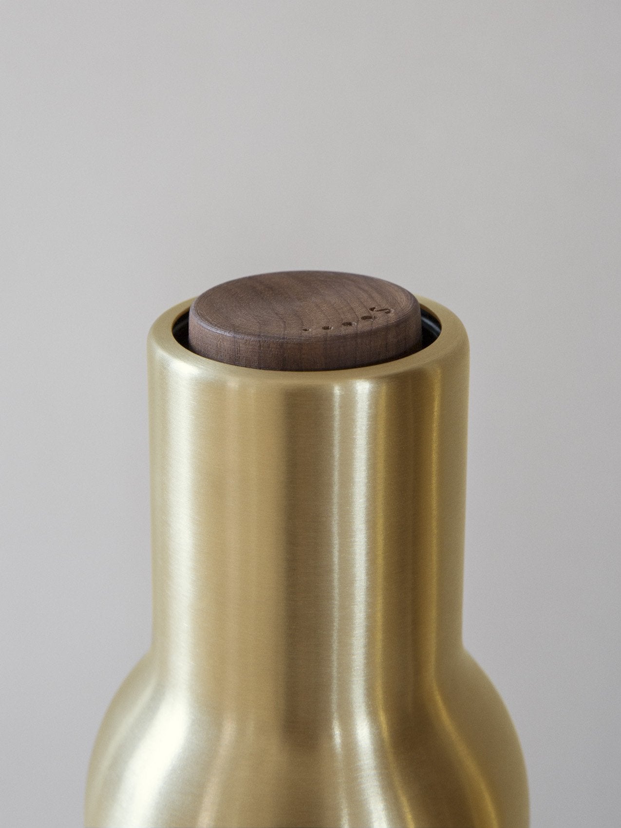 Small Brass Mill' - 17 cm