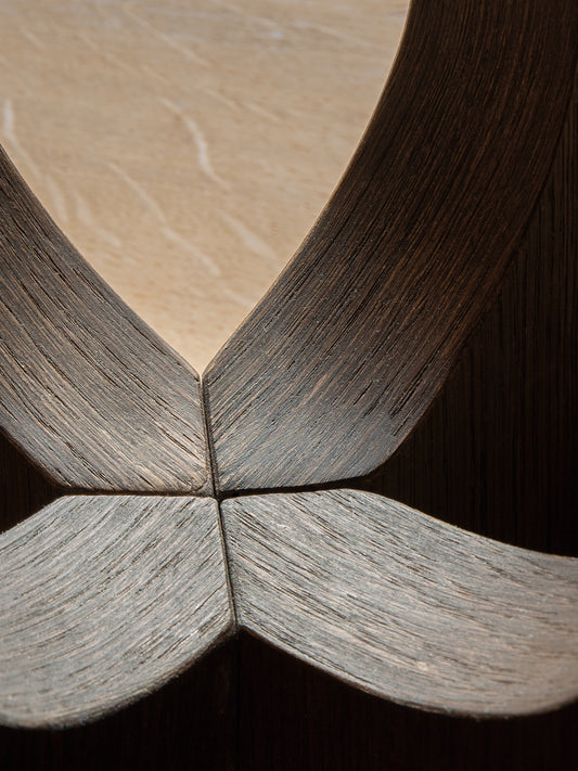Androgyne Dining Table, Round