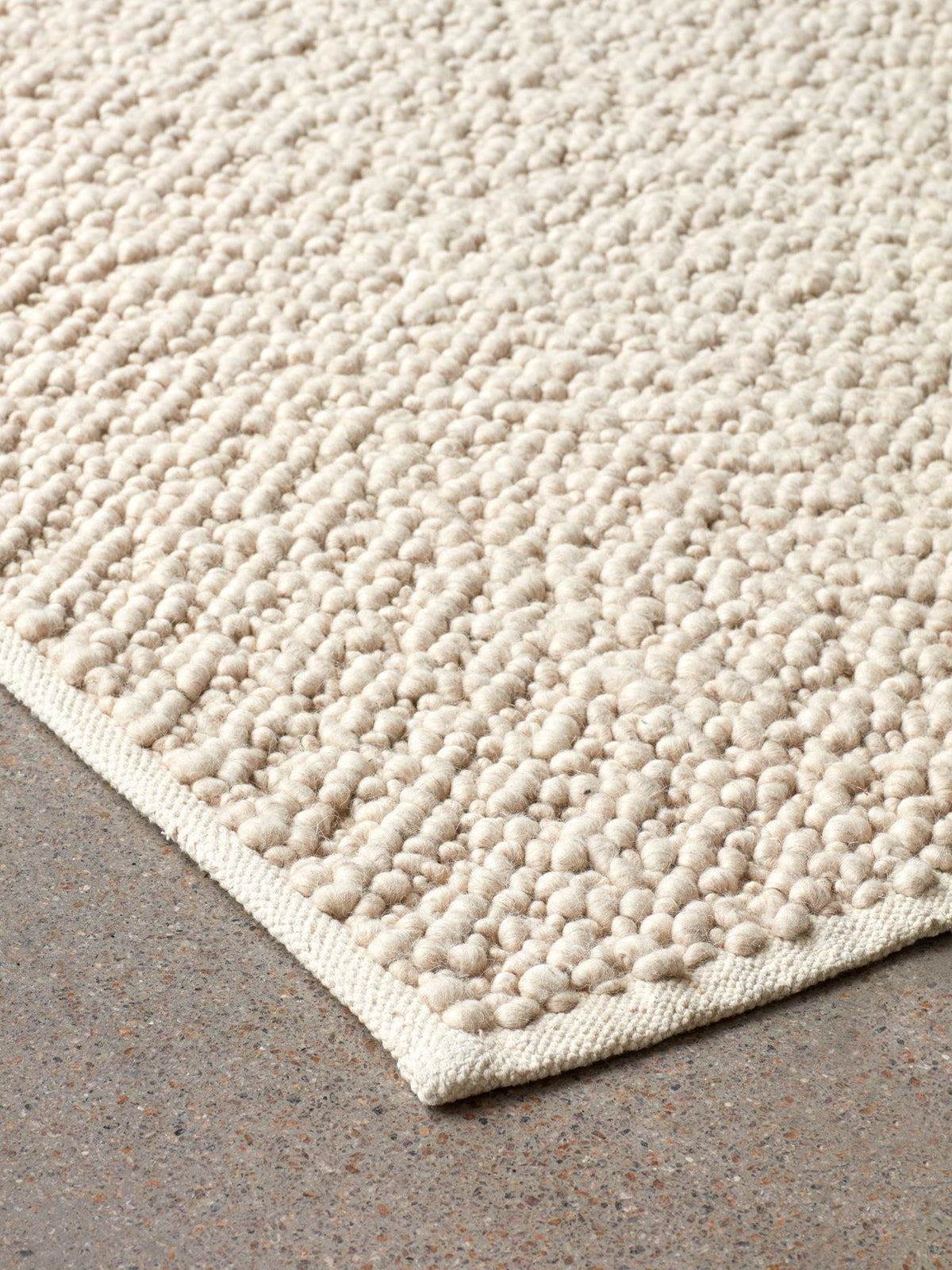 Bumpy Wool Rug Gravel Rug by Nina Bruun | Wool Rug | Audo Furniture & Decor