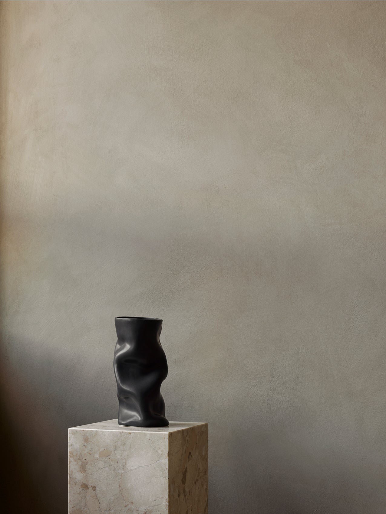 Collapse Vase by Sofia Tufvasson for Audo | Explore now – Audo Copenhagen