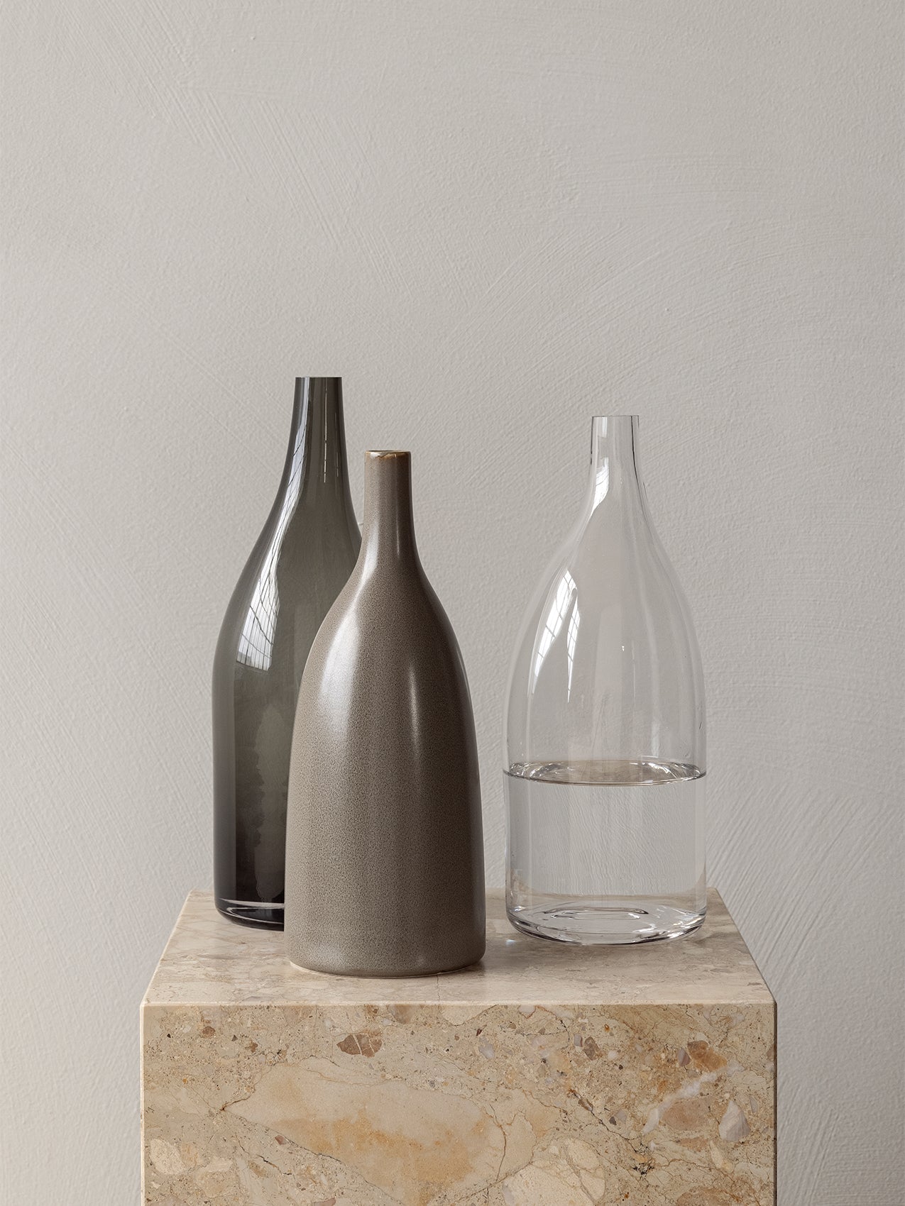 Strandgade Stem Vase  Elegant stoneware vase by Mentze Ottenstein